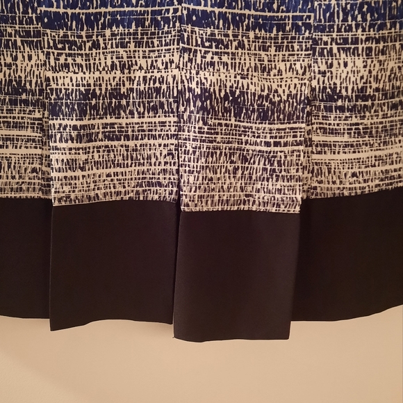 Basque Black, White, + Royal Blue Knee Length Skirt - Picture 4 of 4
